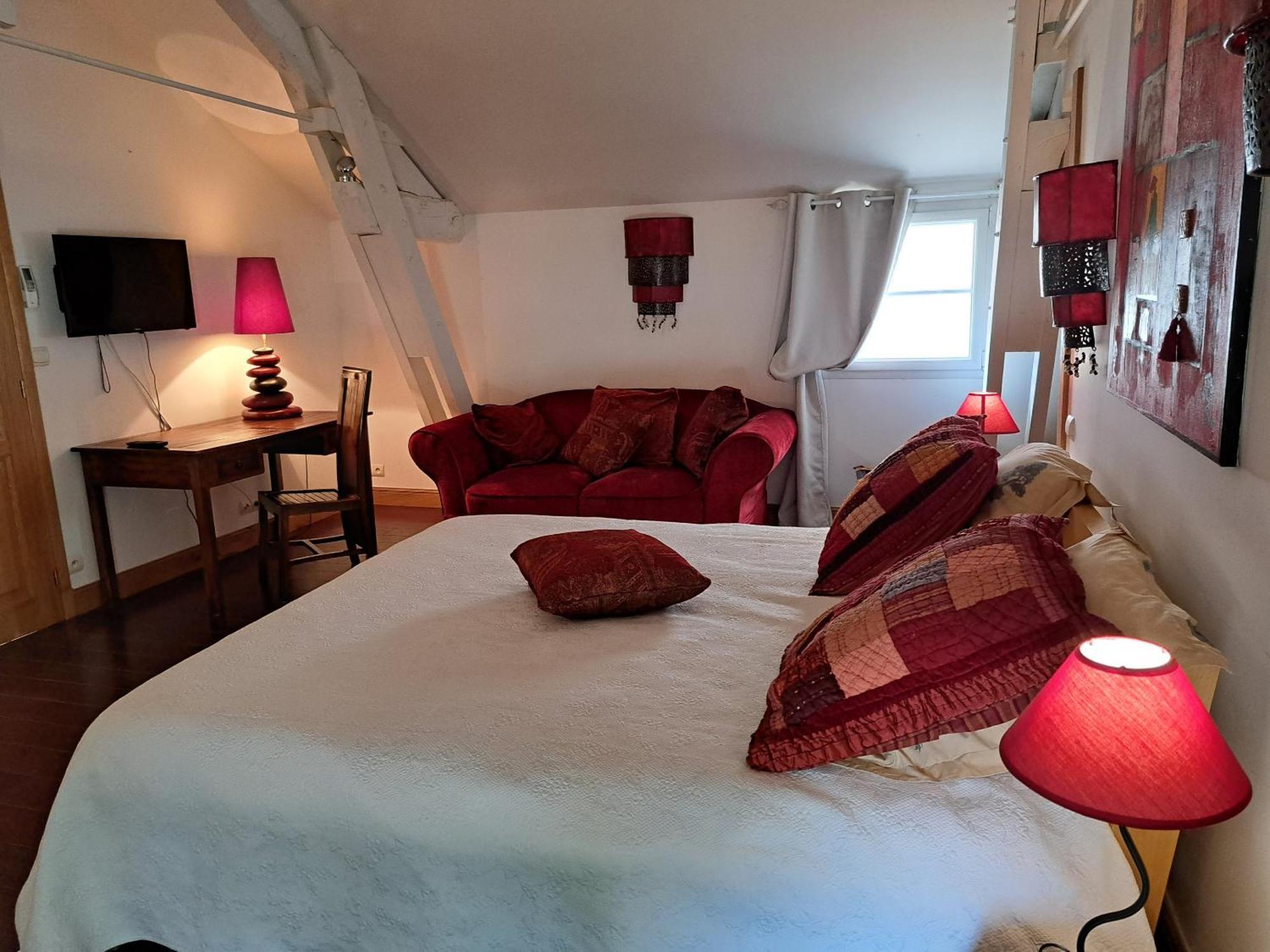 Chateau De Lussac Lussac  Zimmer foto