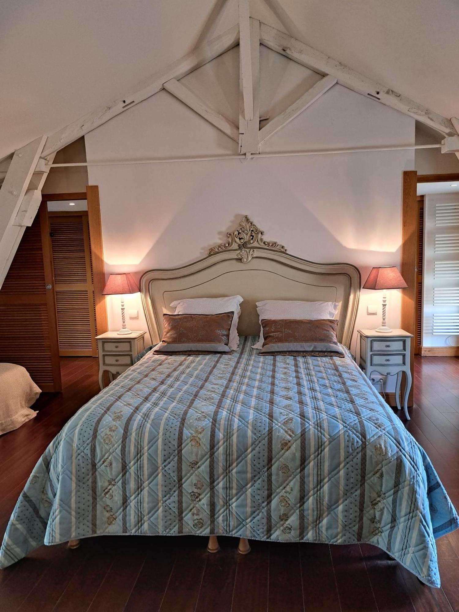 Chateau De Lussac Lussac  Zimmer foto