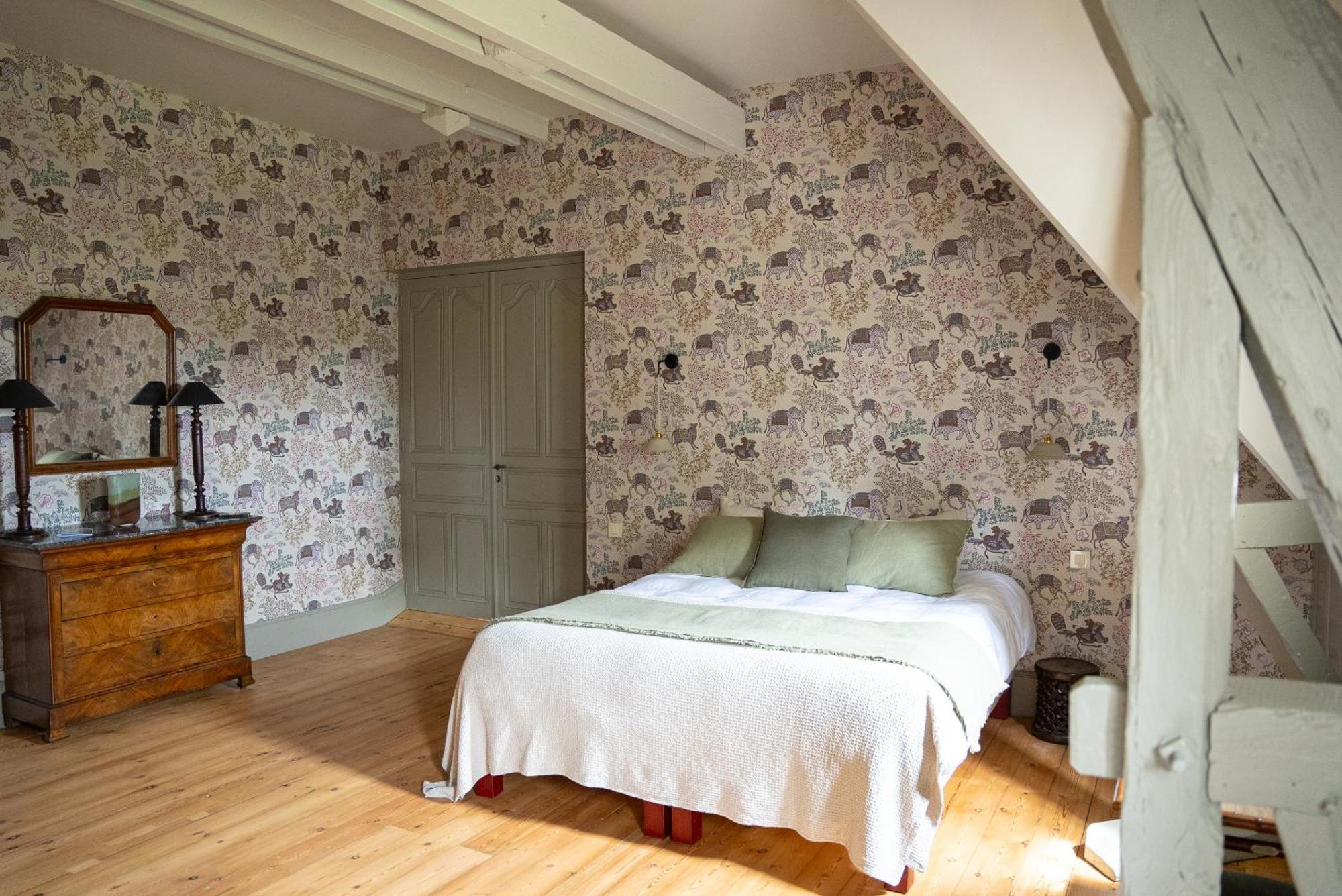 Chateau De Lussac Lussac  Zimmer foto